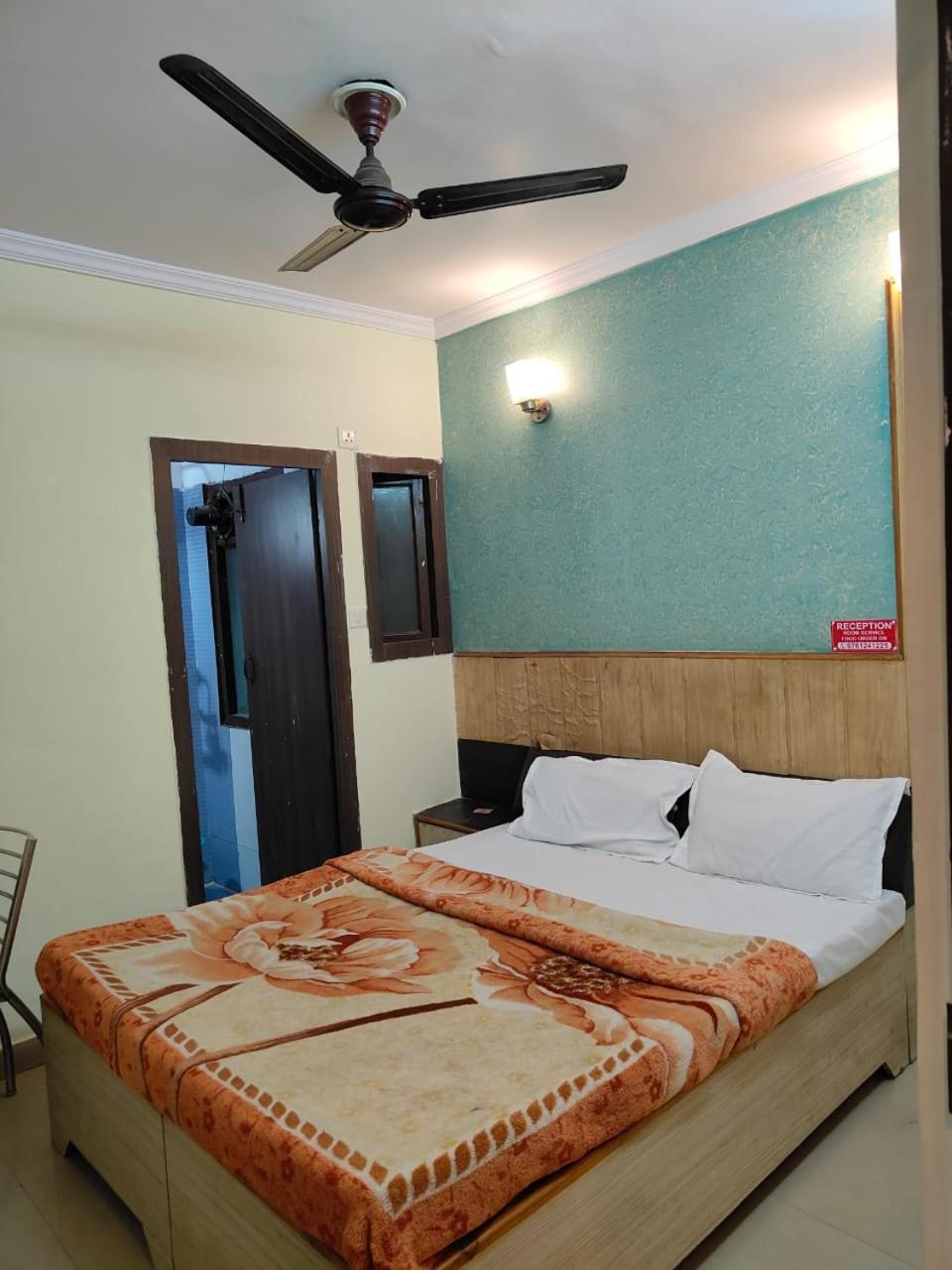 Hotel Shaurya Haridwār Exteriör bild